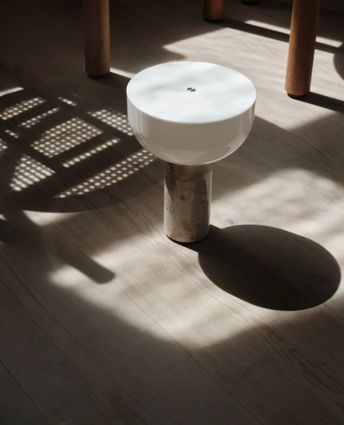 Sero Table Lamp